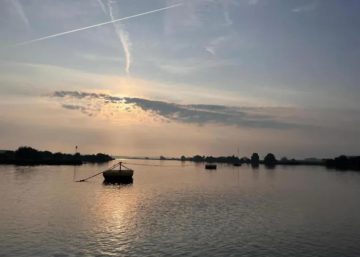 度假居 Tiny House By Dutch Waterfront Retreat