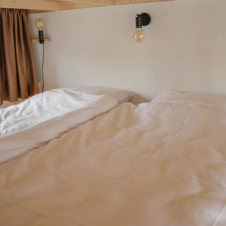 Prázdninový dům Tiny House By Dutch Waterfront Retreat